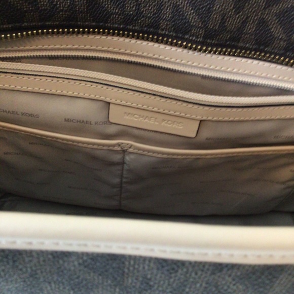 100% Autenthic Michael Kors Jet Set Medium Tote - Picture 15 of 15